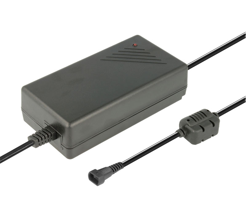 Alimentador Electrónico Universal 12Vcc/2,2A